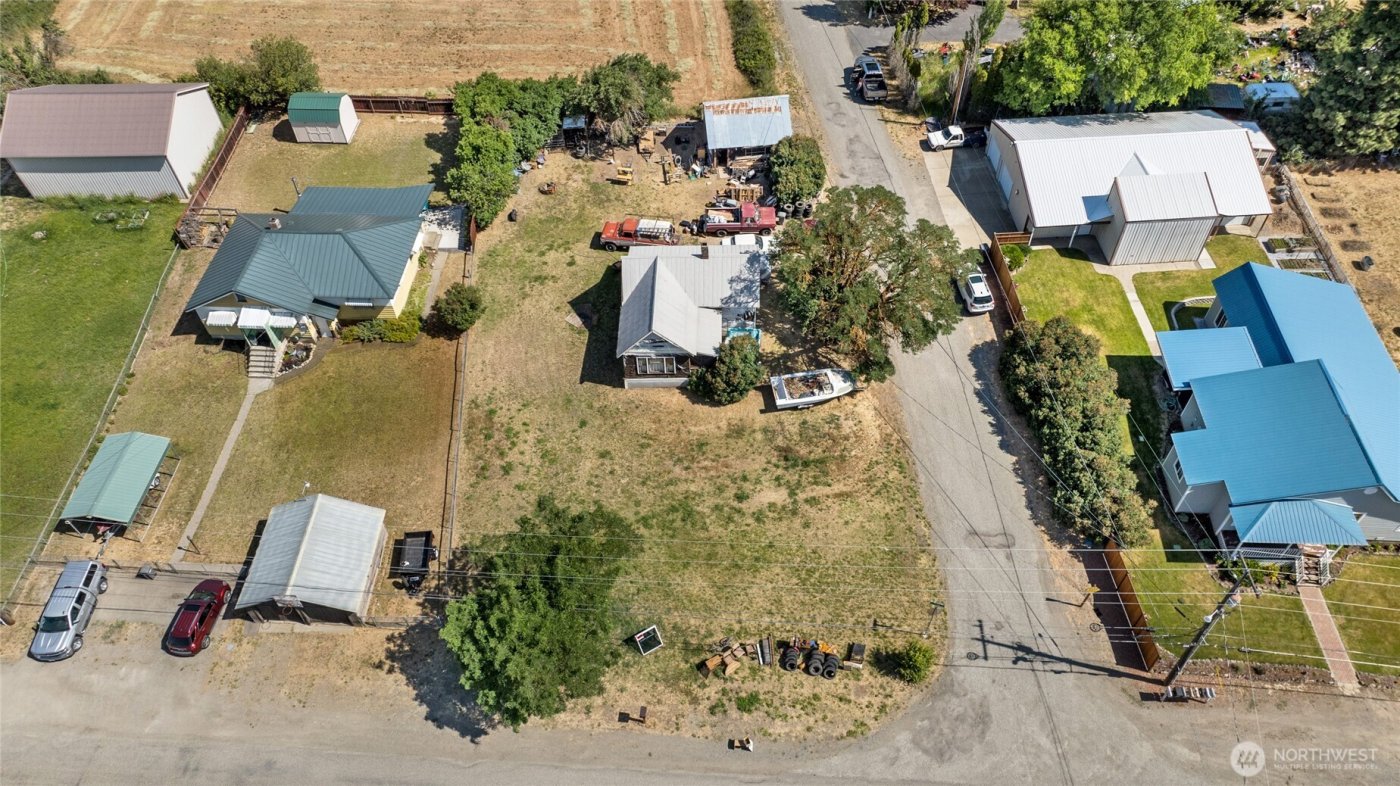 1105 E Third Street , Cle Elum, WA 98922