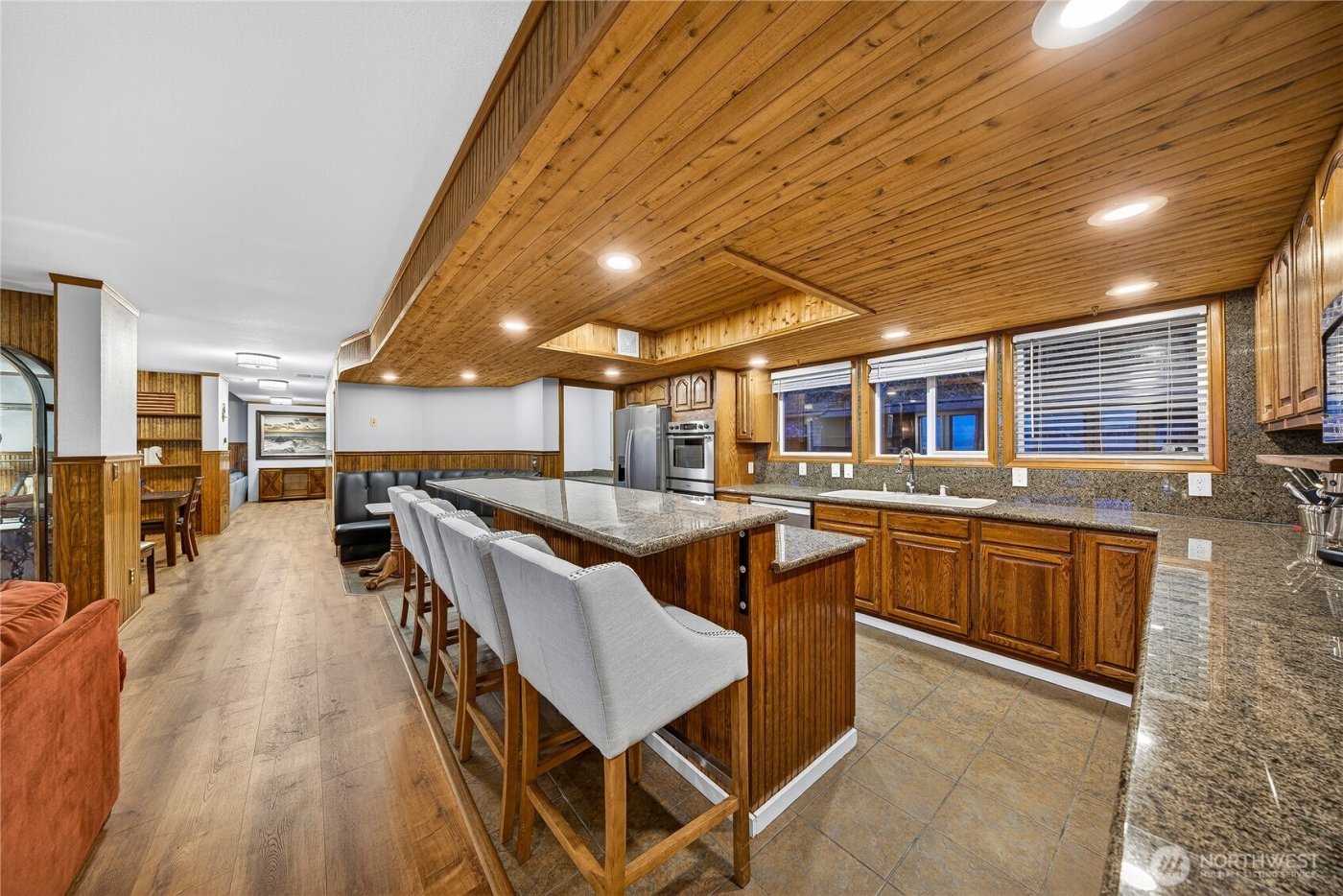 5972 Hastings Road , Clinton, WA 98236