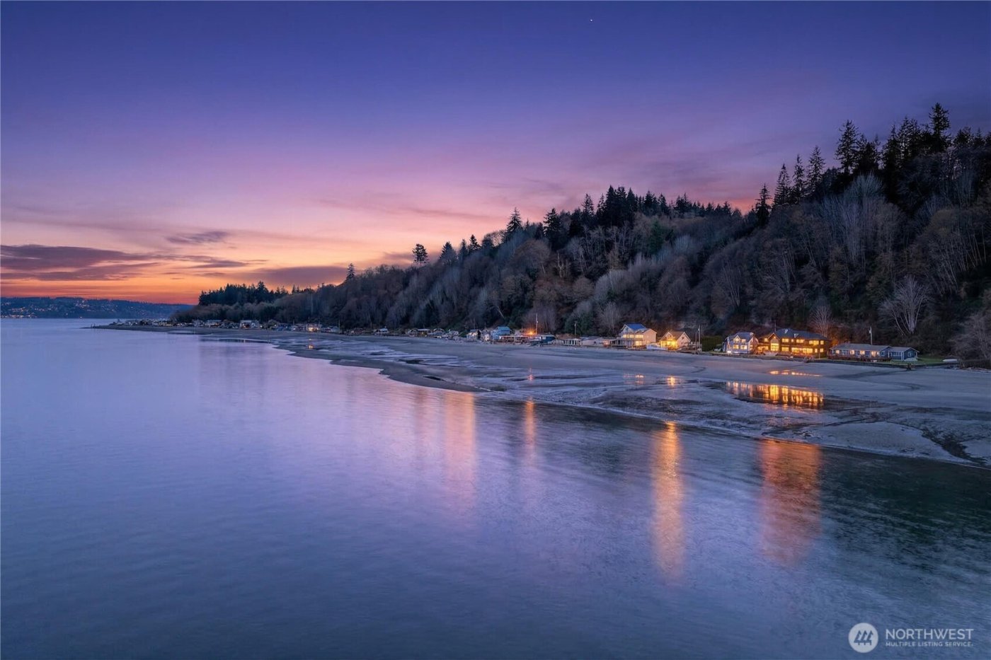 5972 Hastings Road , Clinton, WA 98236