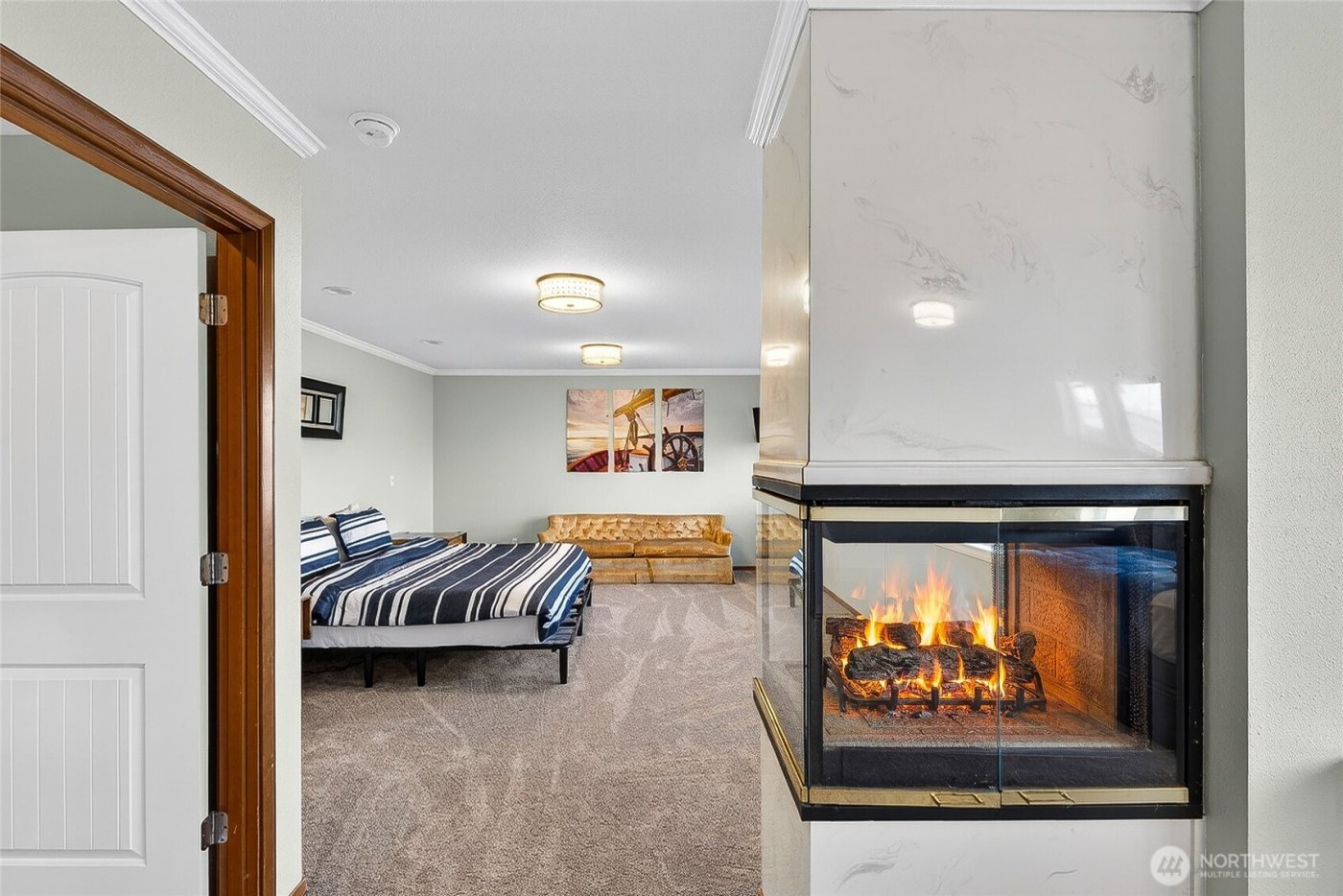 5972 Hastings Road , Clinton, WA 98236