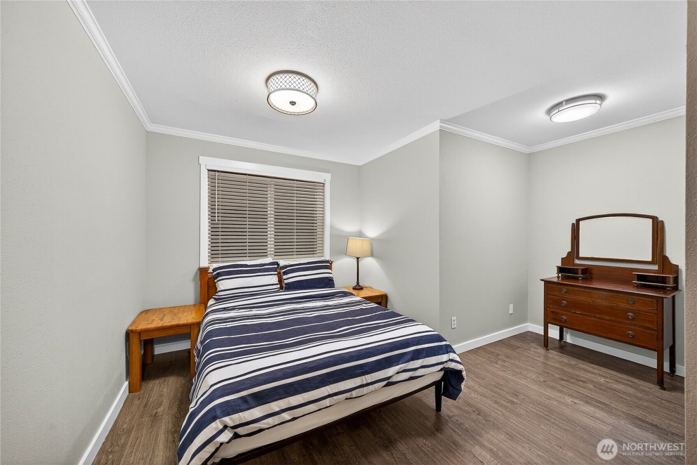 5972 Hastings Road , Clinton, WA 98236