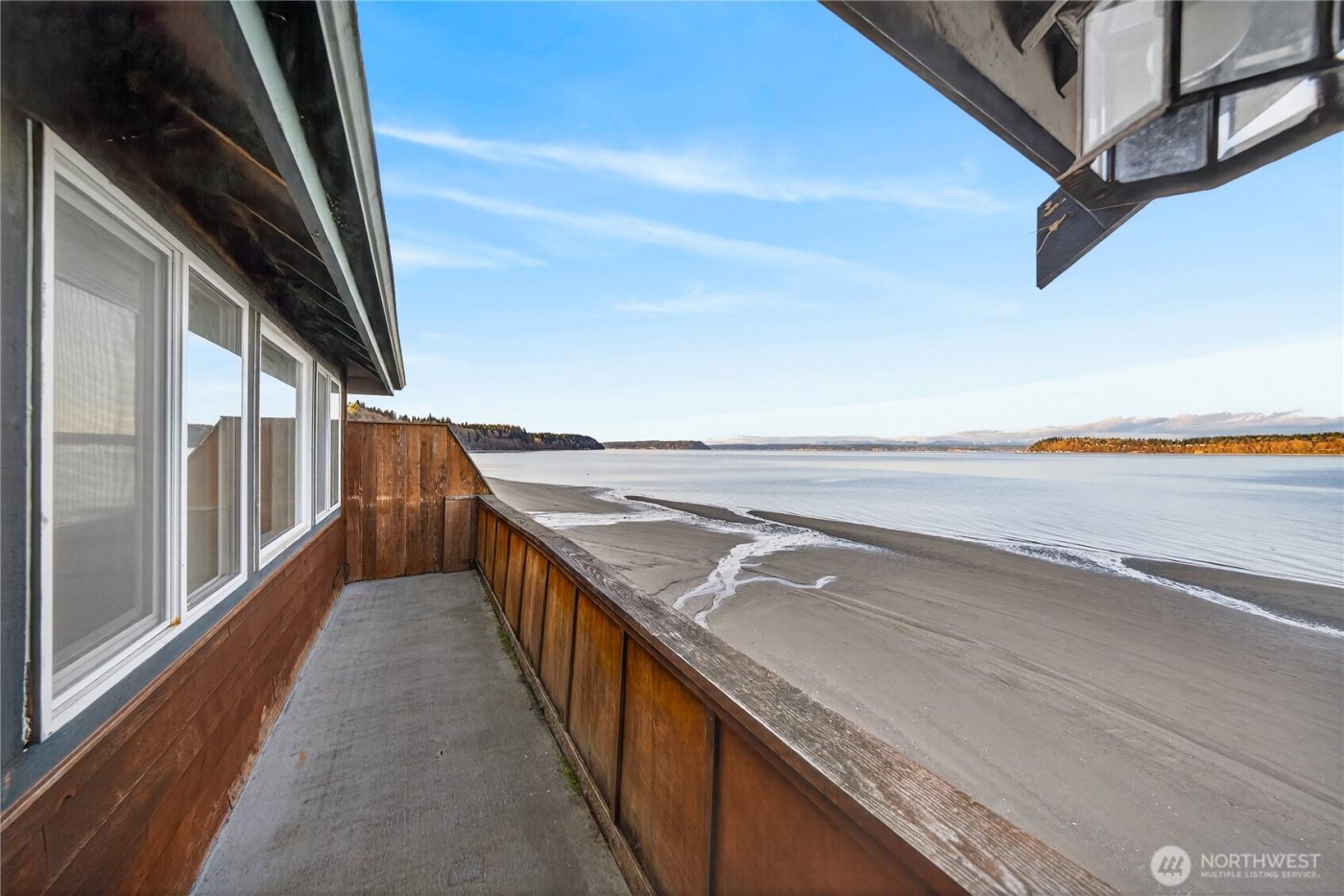 5972 Hastings Road , Clinton, WA 98236