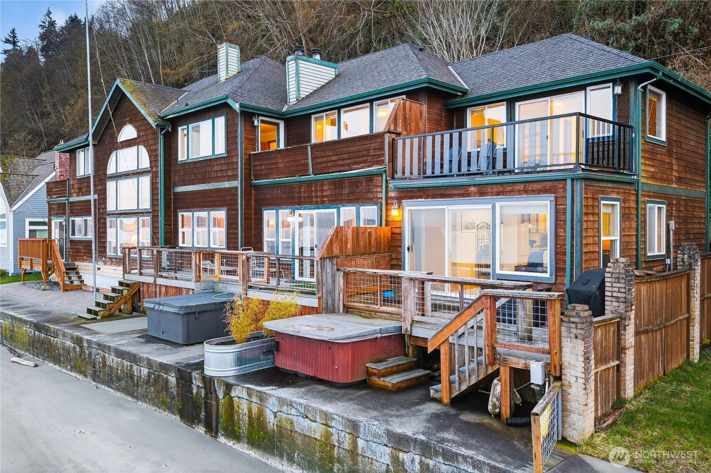 5972 Hastings Road , Clinton, WA 98236