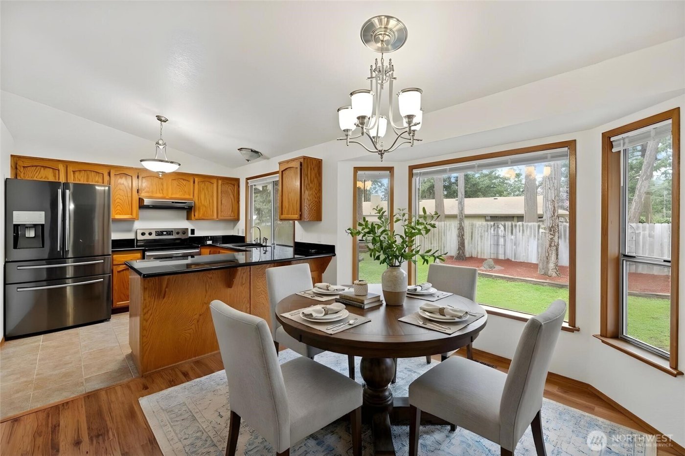 633 NW Mizzen Drive , Oak Harbor, WA 98277