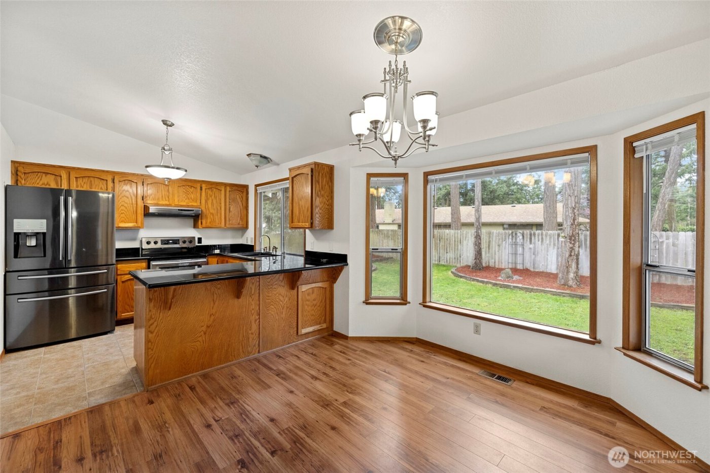 633 NW Mizzen Drive , Oak Harbor, WA 98277