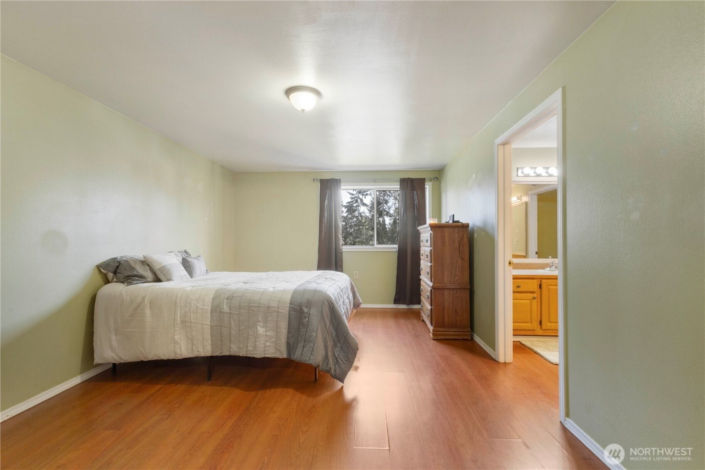 3939 10th Street SE #D6, Puyallup, WA 98374