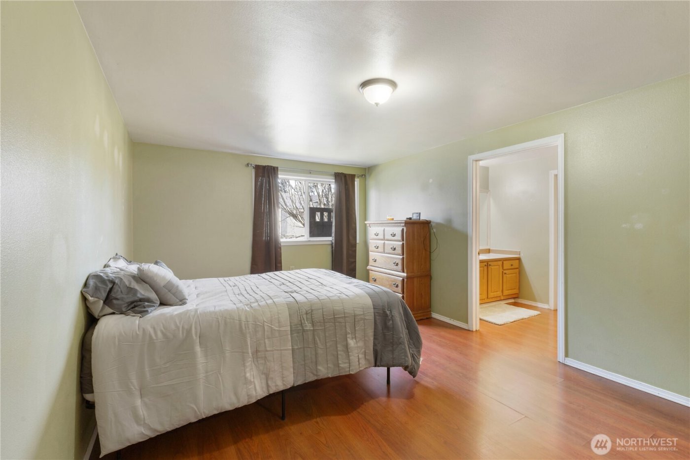 3939 10th Street SE #D6, Puyallup, WA 98374