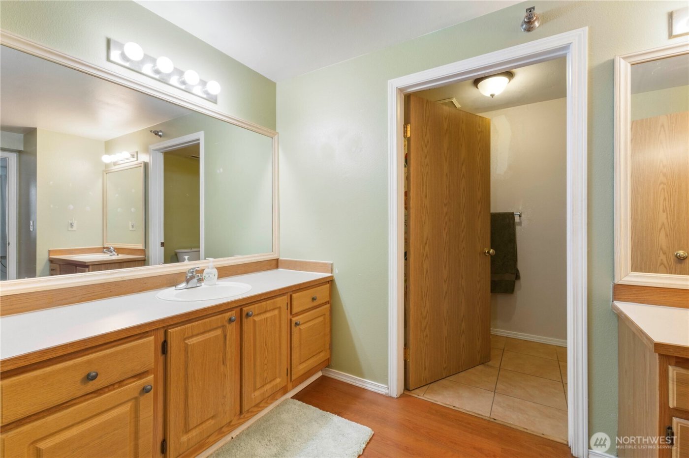 3939 10th Street SE #D6, Puyallup, WA 98374