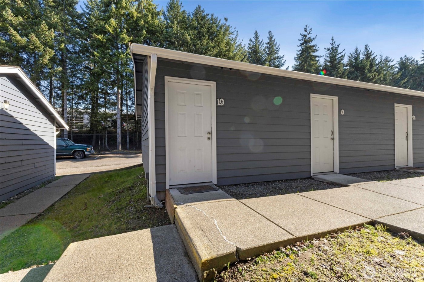 3939 10th Street SE #D6, Puyallup, WA 98374