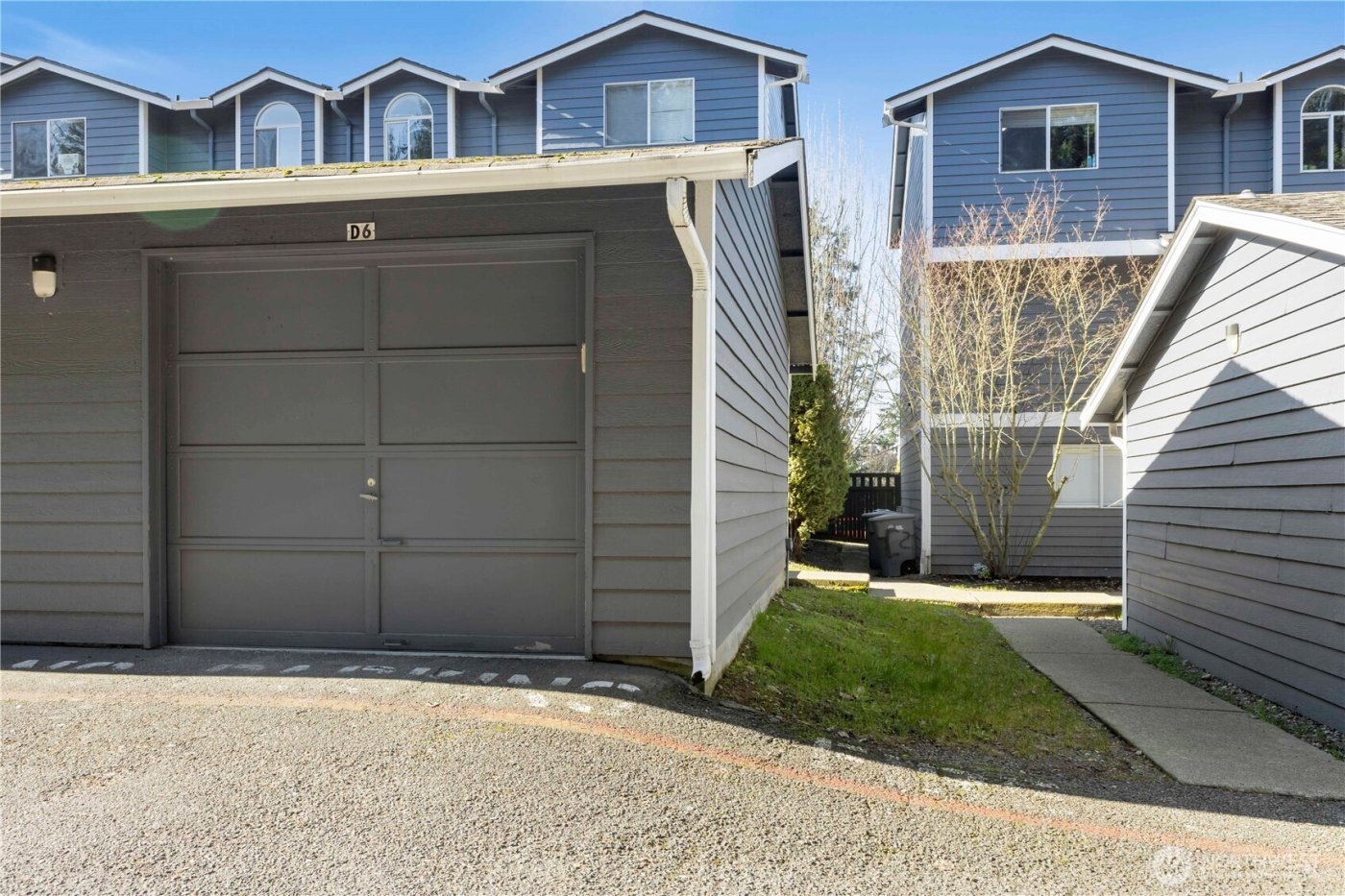 3939 10th Street SE #D6, Puyallup, WA 98374