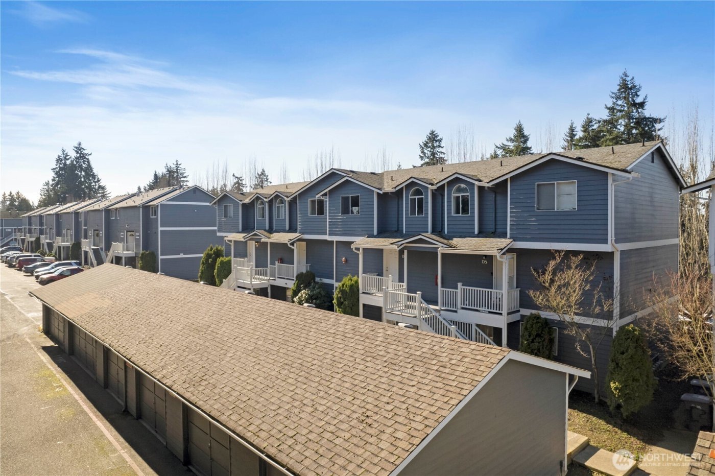 3939 10th Street SE #D6, Puyallup, WA 98374