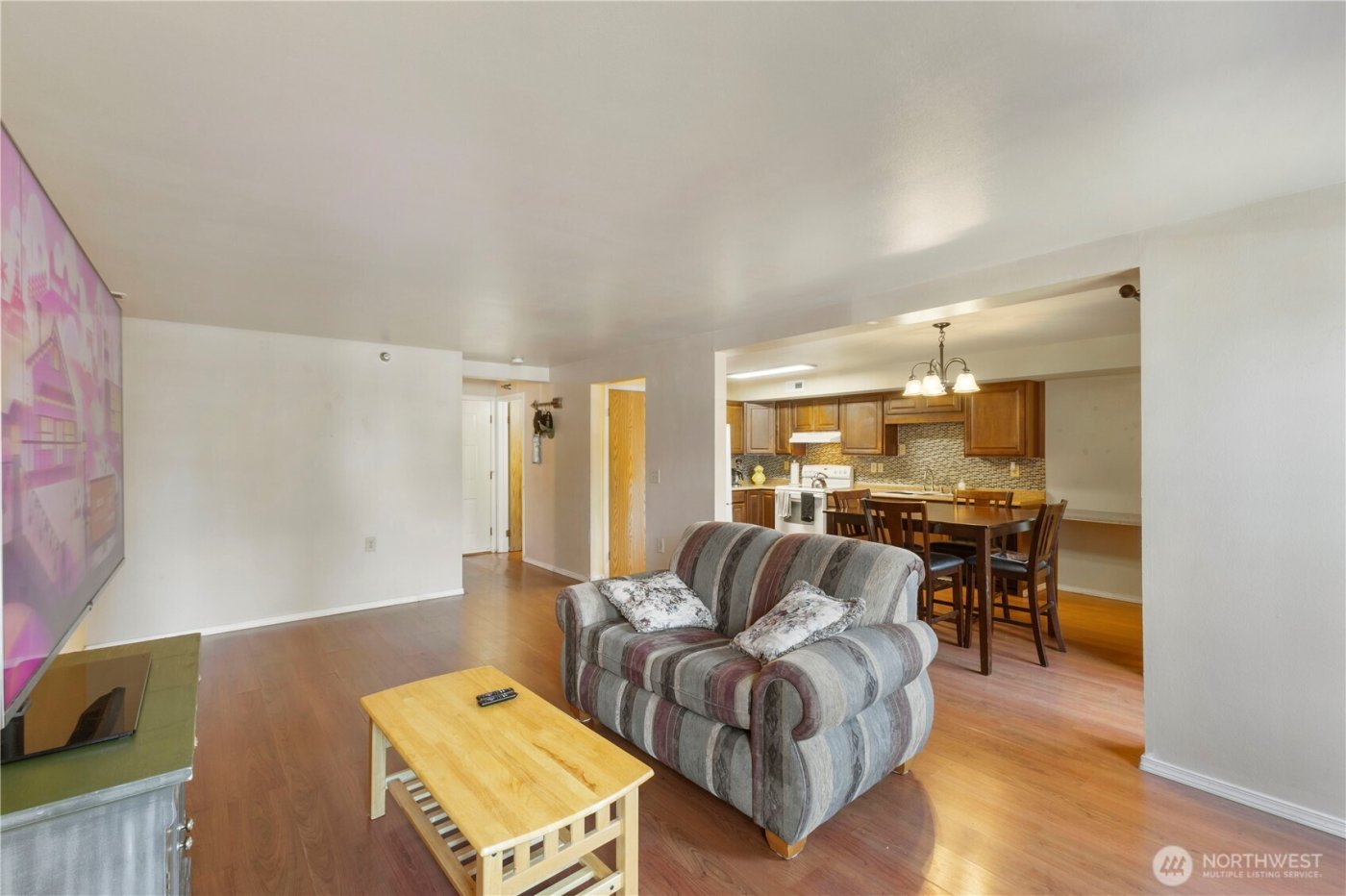 3939 10th Street SE #D6, Puyallup, WA 98374