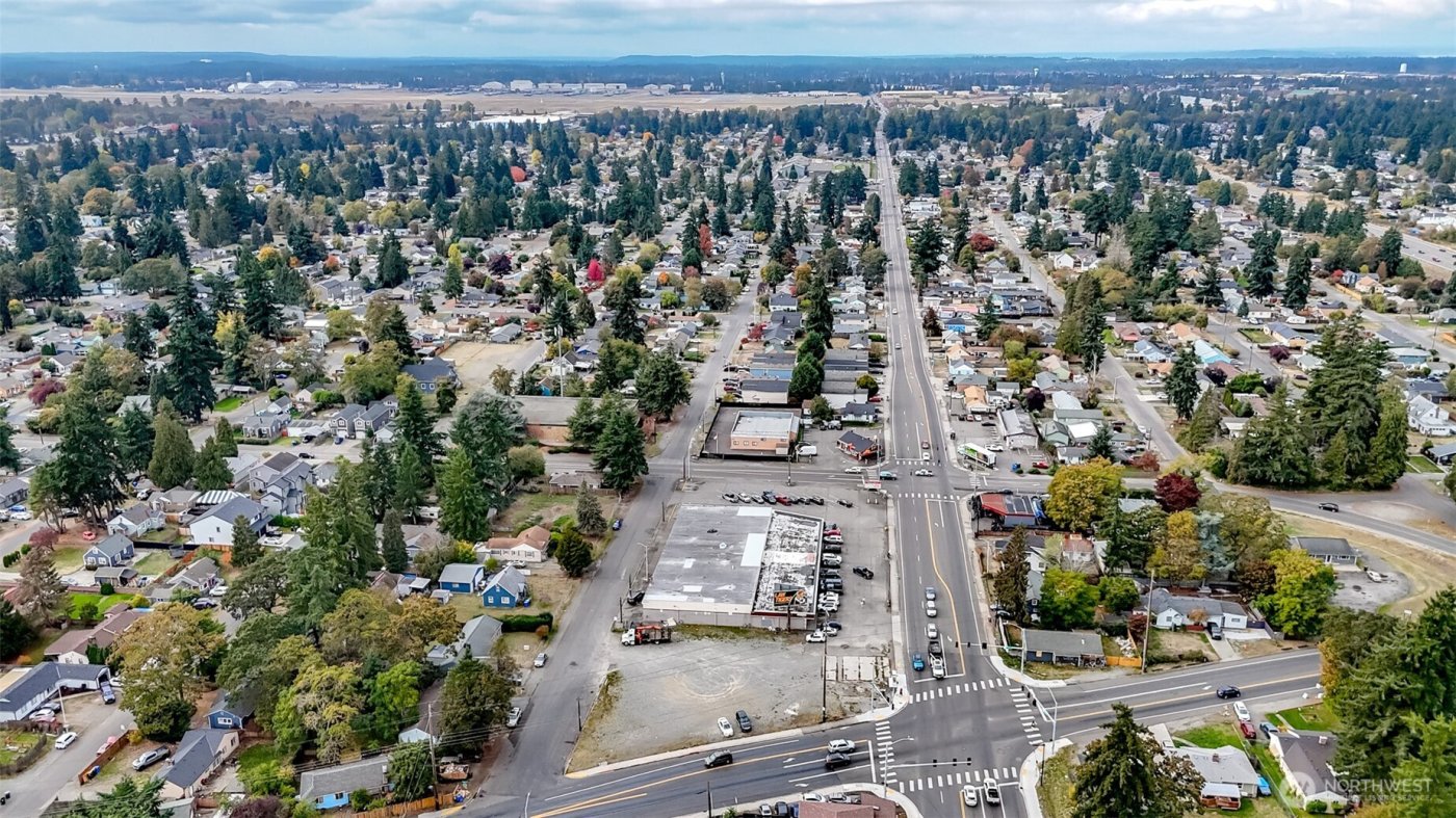 502 512 112th St S , Tacoma, WA 98444