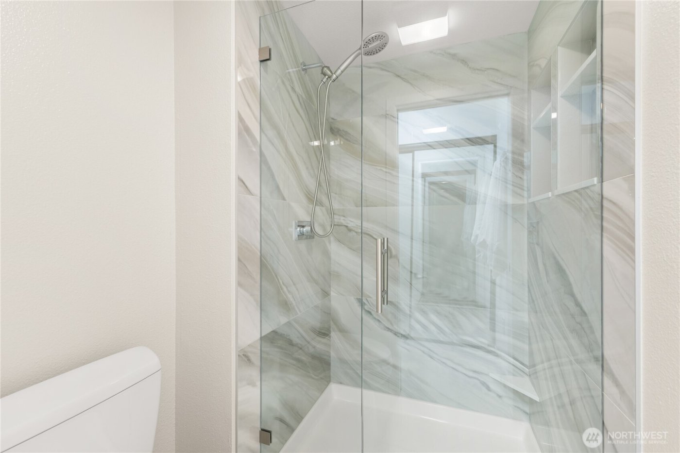 4214 W Lake Sammamish Parkway NE #310, Redmond, WA 98052