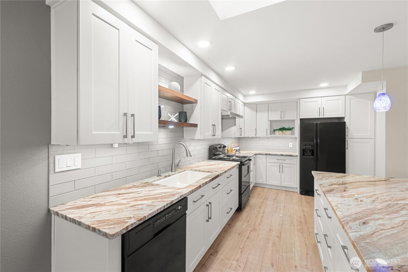 4214 W Lake Sammamish Parkway NE #310, Redmond, WA 98052