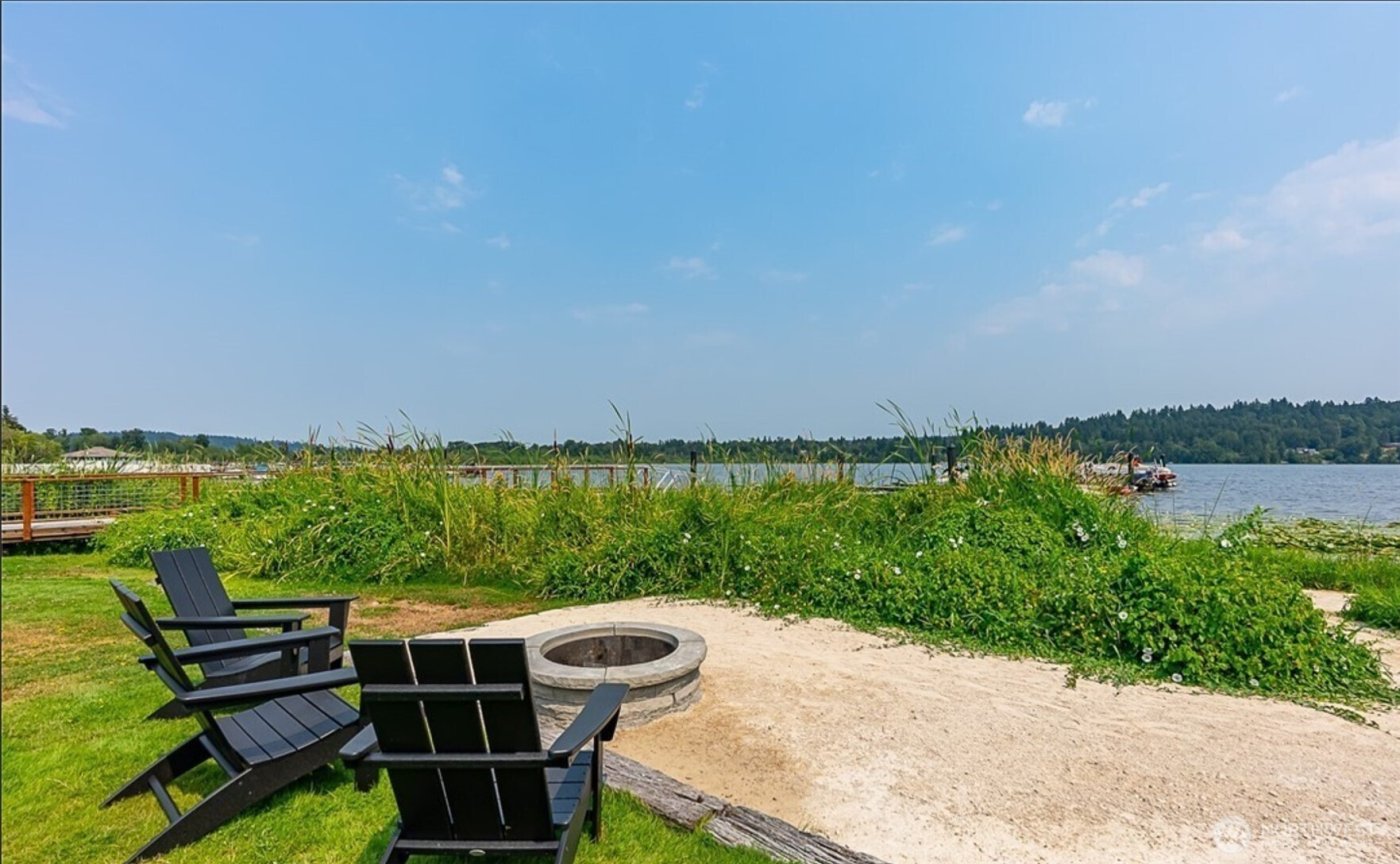 4214 W Lake Sammamish Parkway NE #310, Redmond, WA 98052