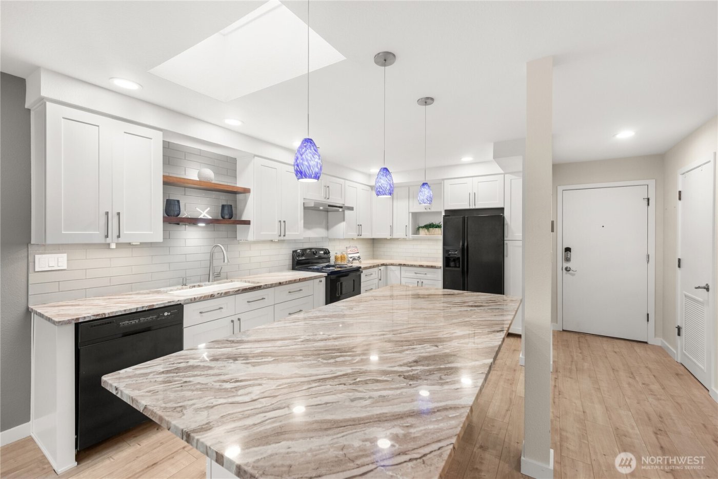 4214 W Lake Sammamish Parkway NE #310, Redmond, WA 98052