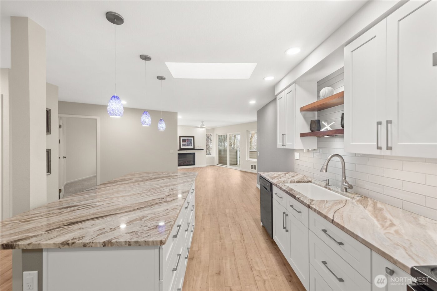 4214 W Lake Sammamish Parkway NE #310, Redmond, WA 98052