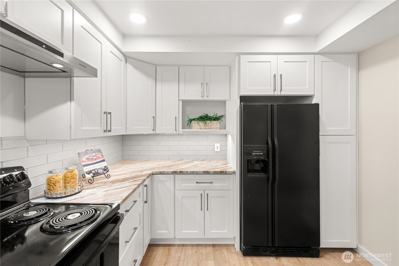 4214 W Lake Sammamish Parkway NE #310, Redmond, WA 98052