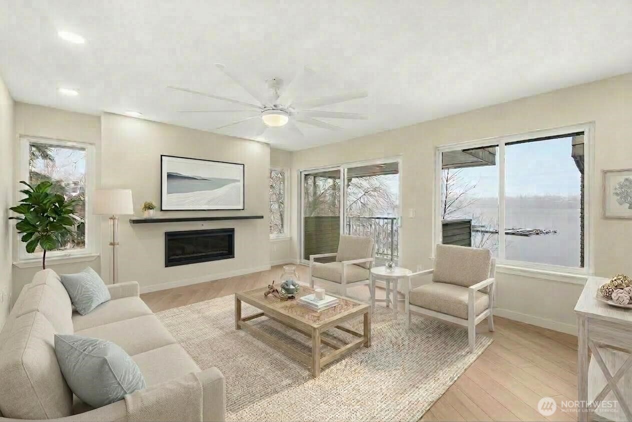 4214 W Lake Sammamish Parkway NE #310, Redmond, WA 98052