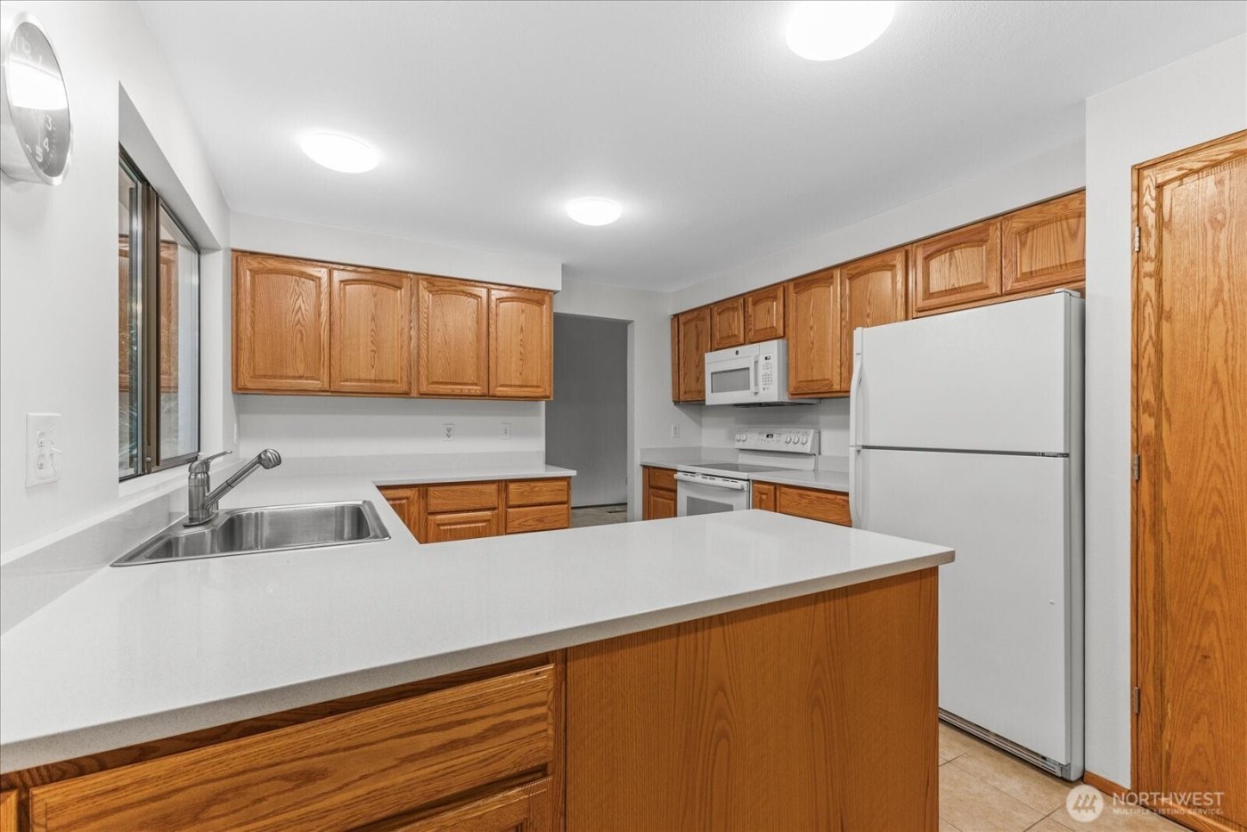 8201 181st Place SW, Edmonds, WA 98026