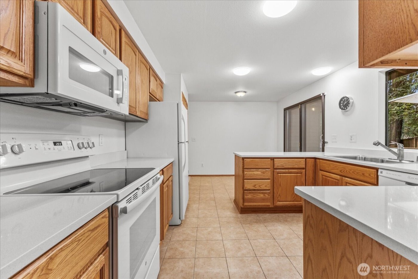 8201 181st Place SW, Edmonds, WA 98026