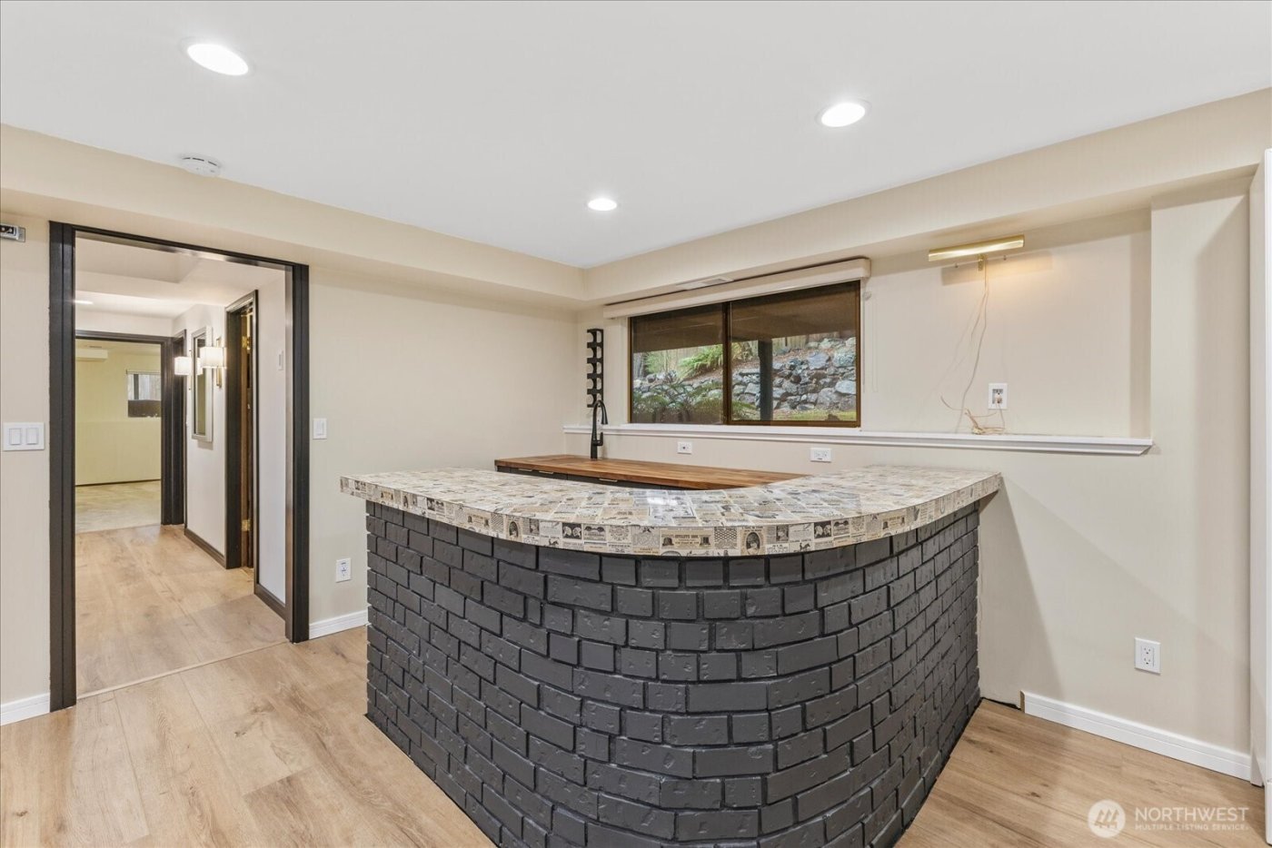 8201 181st Place SW, Edmonds, WA 98026