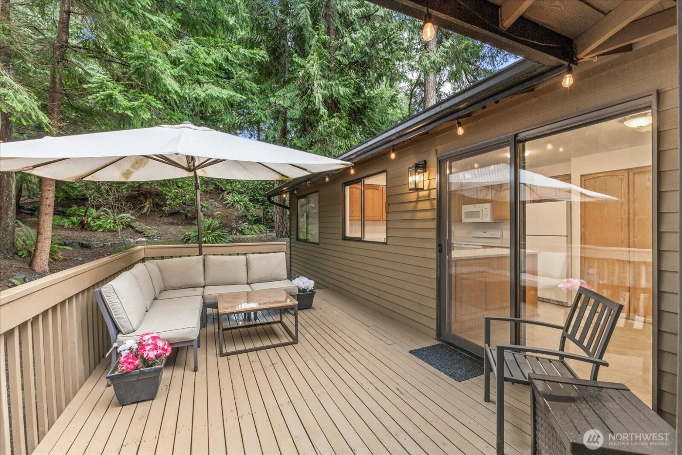 8201 181st Place SW, Edmonds, WA 98026