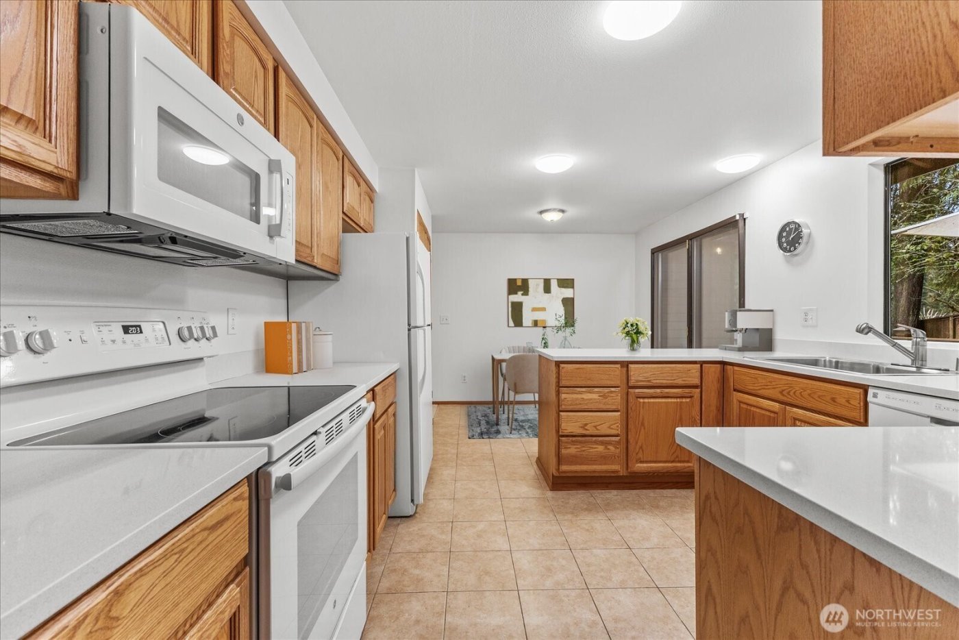 8201 181st Place SW, Edmonds, WA 98026