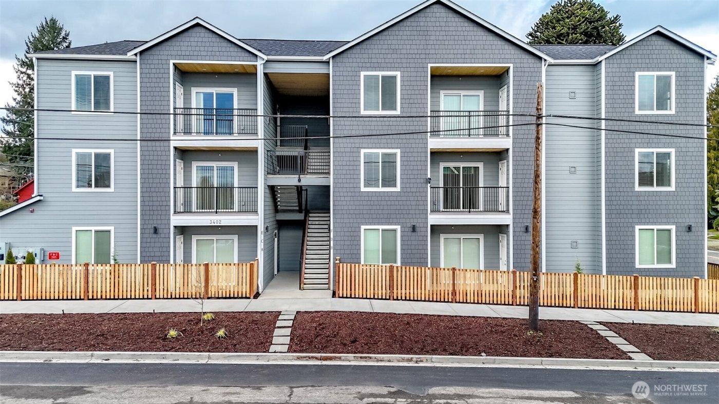 3402 S C St , Tacoma, WA 98418