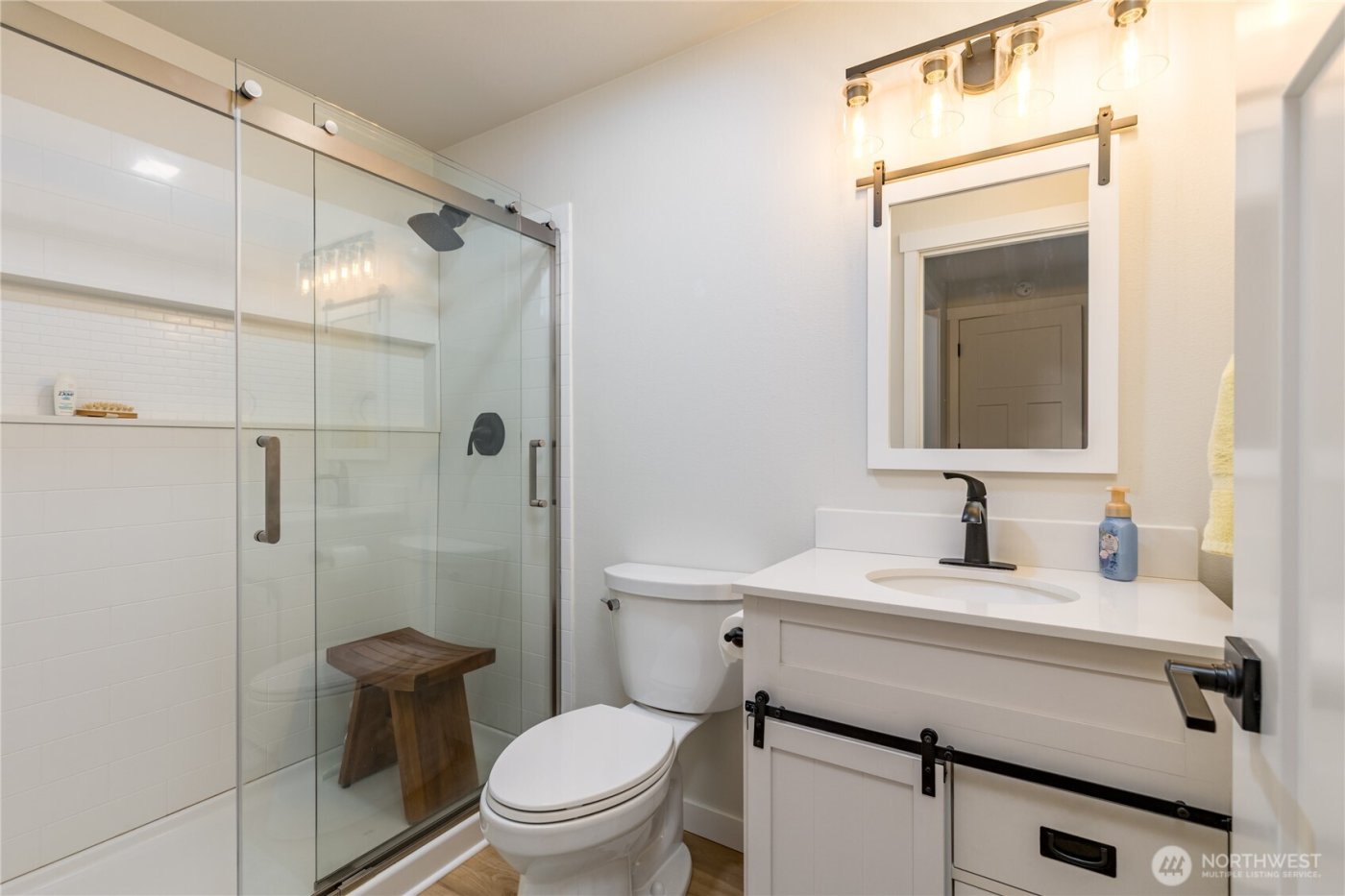 3939 10th Street SE #B4, Puyallup, WA 98374