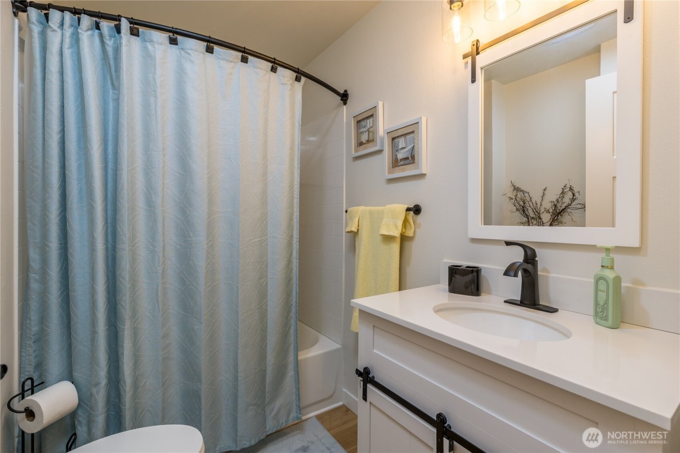 3939 10th Street SE #B4, Puyallup, WA 98374