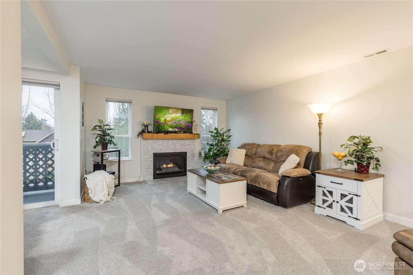 3939 10th Street SE #B4, Puyallup, WA 98374