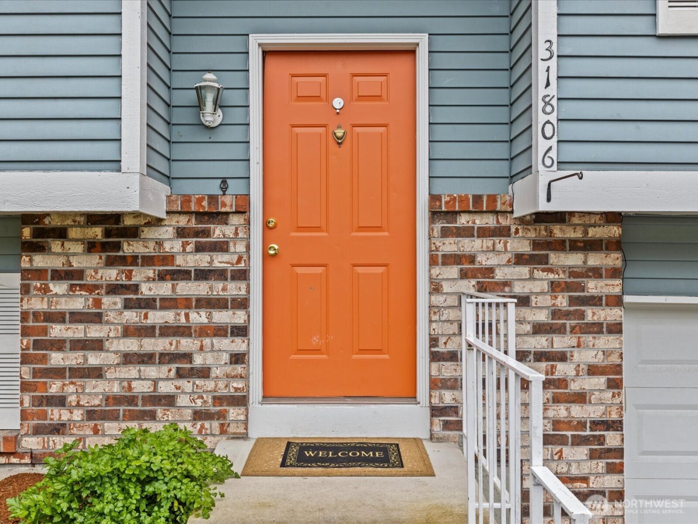 31806 10th Place SW, Federal Way, WA 98023-4702