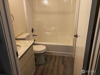 12602 NE 118th Street , Kirkland, WA 98034-4134 - Photo 17