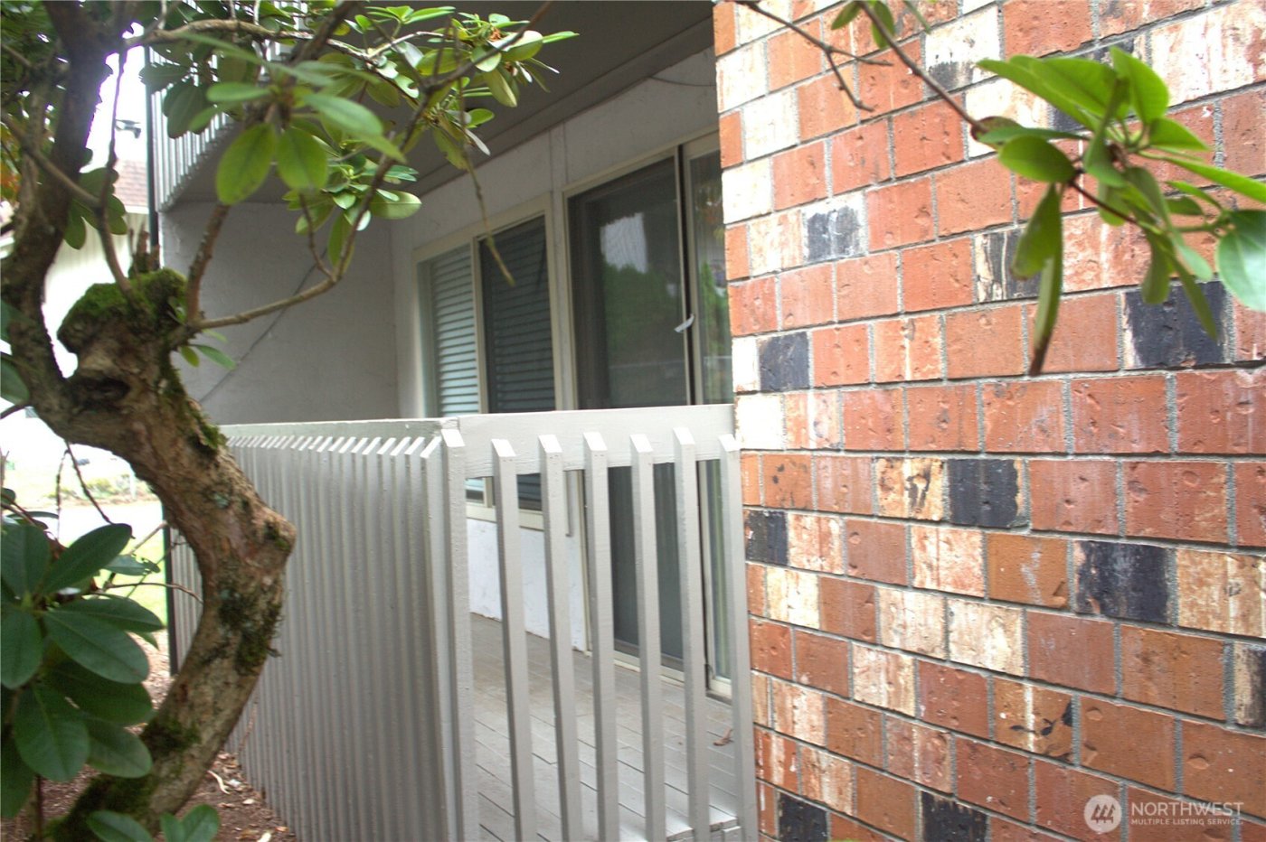 12602 NE 118th Street , Kirkland, WA 98034-4134