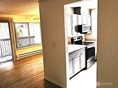 12602 NE 118th Street , Kirkland, WA 98034-4134 - Photo 10