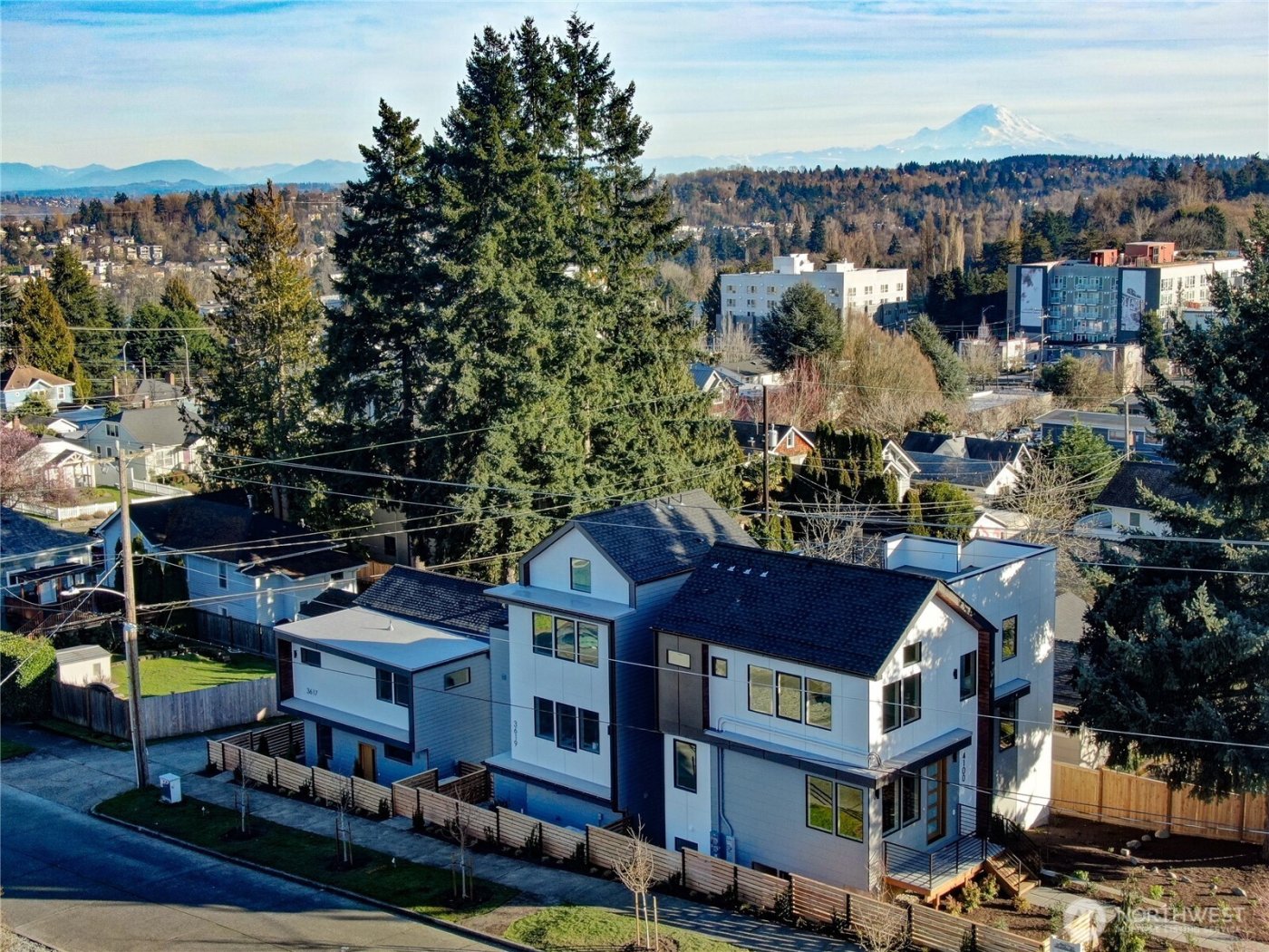 4100 37th Avenue SW, Seattle, WA 98126