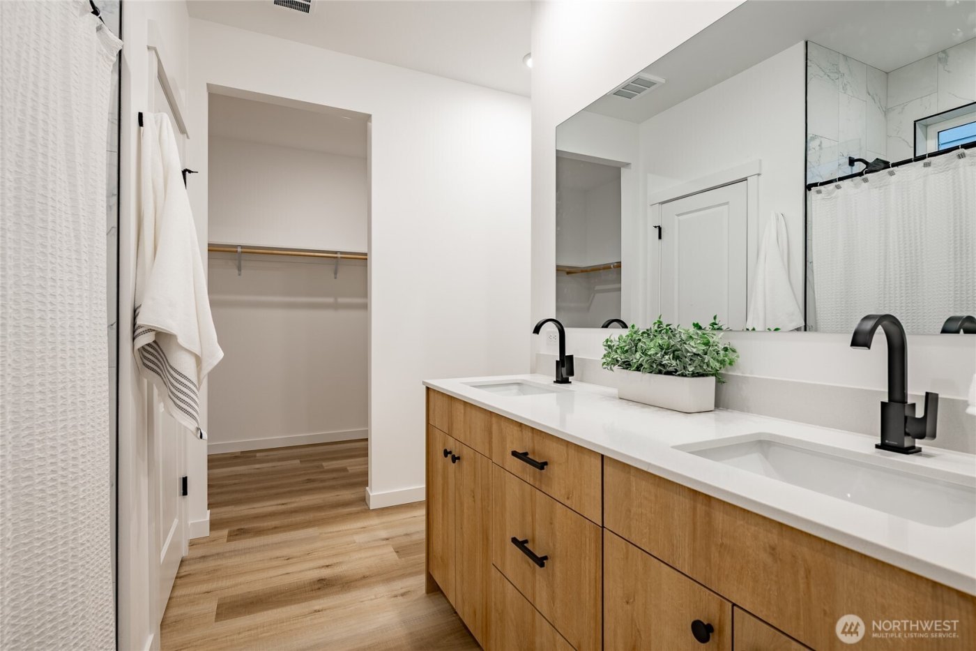 2986 Cedar View Way , Blaine, WA 98230