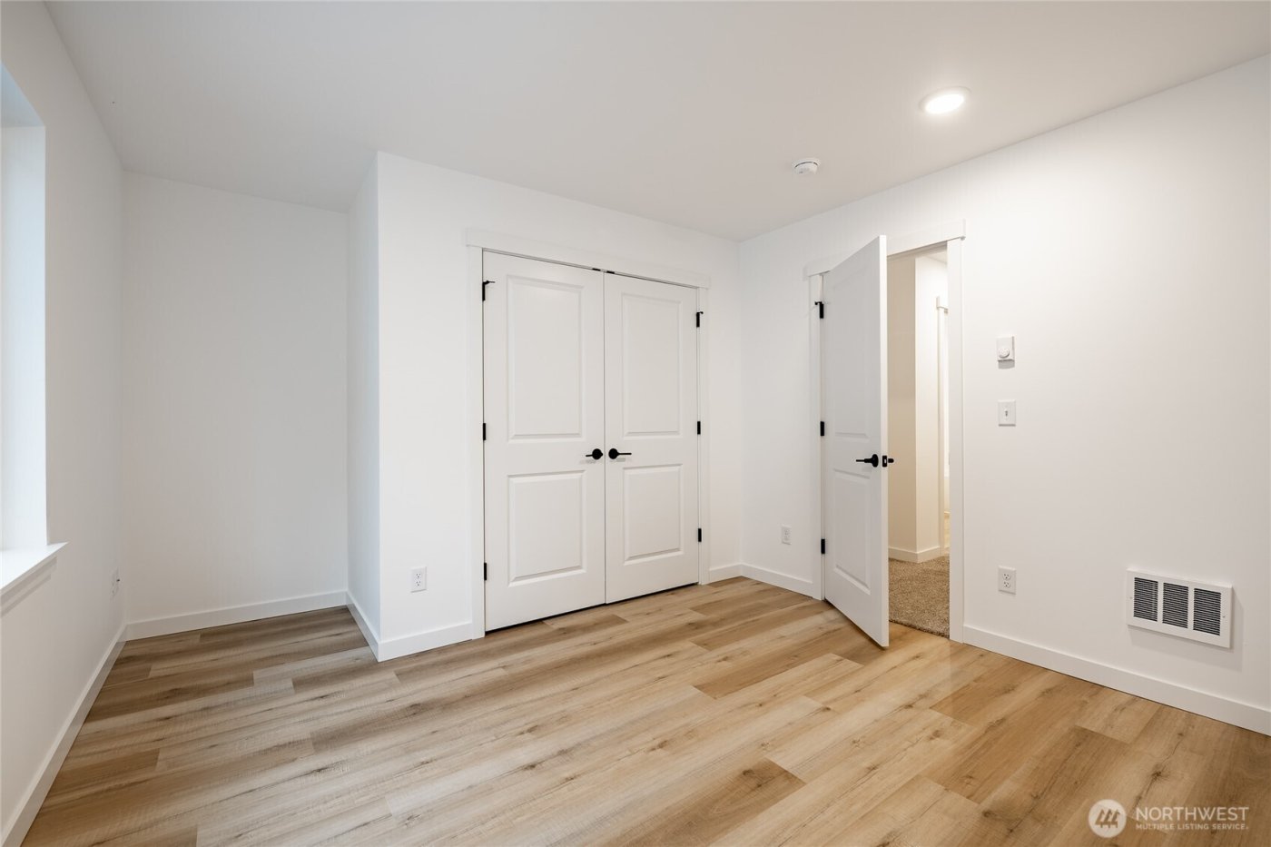 2986 Cedar View Way , Blaine, WA 98230