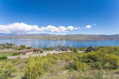 306 Clos Chevalle Road , Chelan, WA 98816