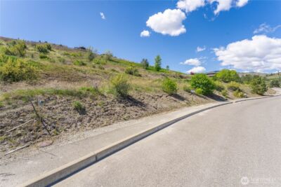 306 Clos Chevalle Road , Chelan, WA 98816 - Photo 19