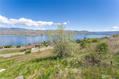 306 Clos Chevalle Road , Chelan, WA 98816 - Photo 24