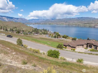 306 Clos Chevalle Road , Chelan, WA 98816 - Photo 4