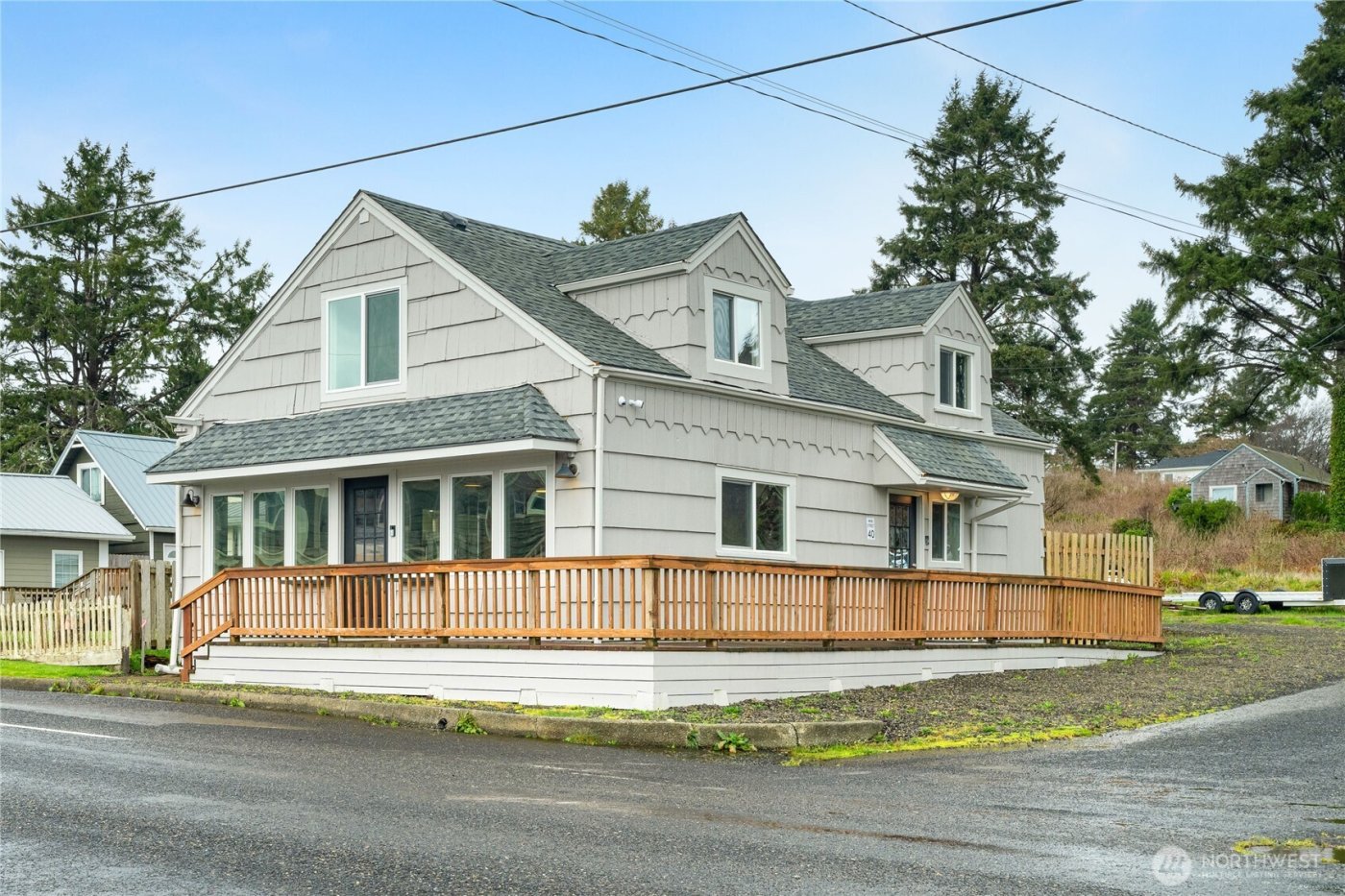 40 Main Street , Pacific Beach, WA 98571
