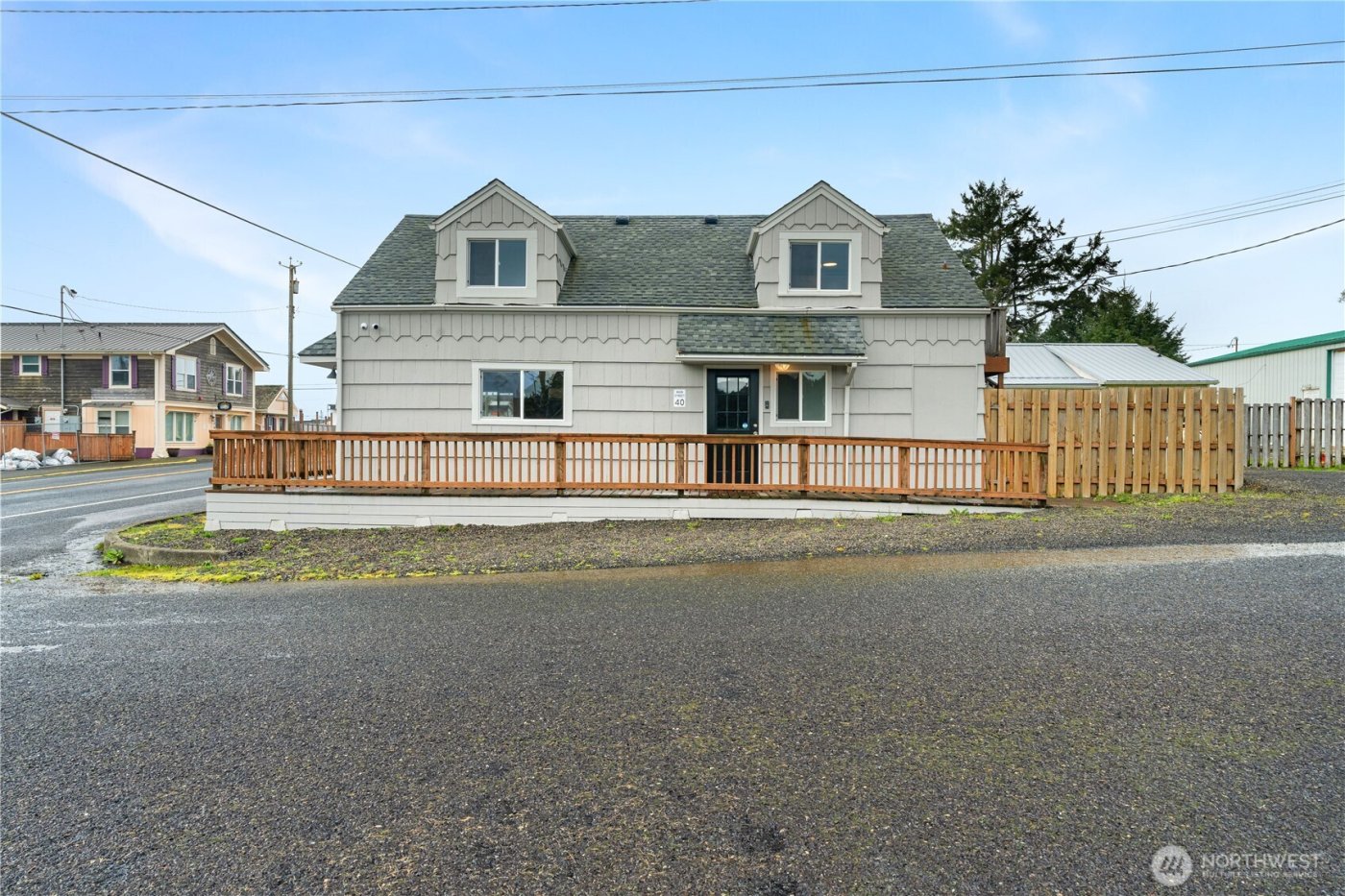 40 Main Street , Pacific Beach, WA 98571