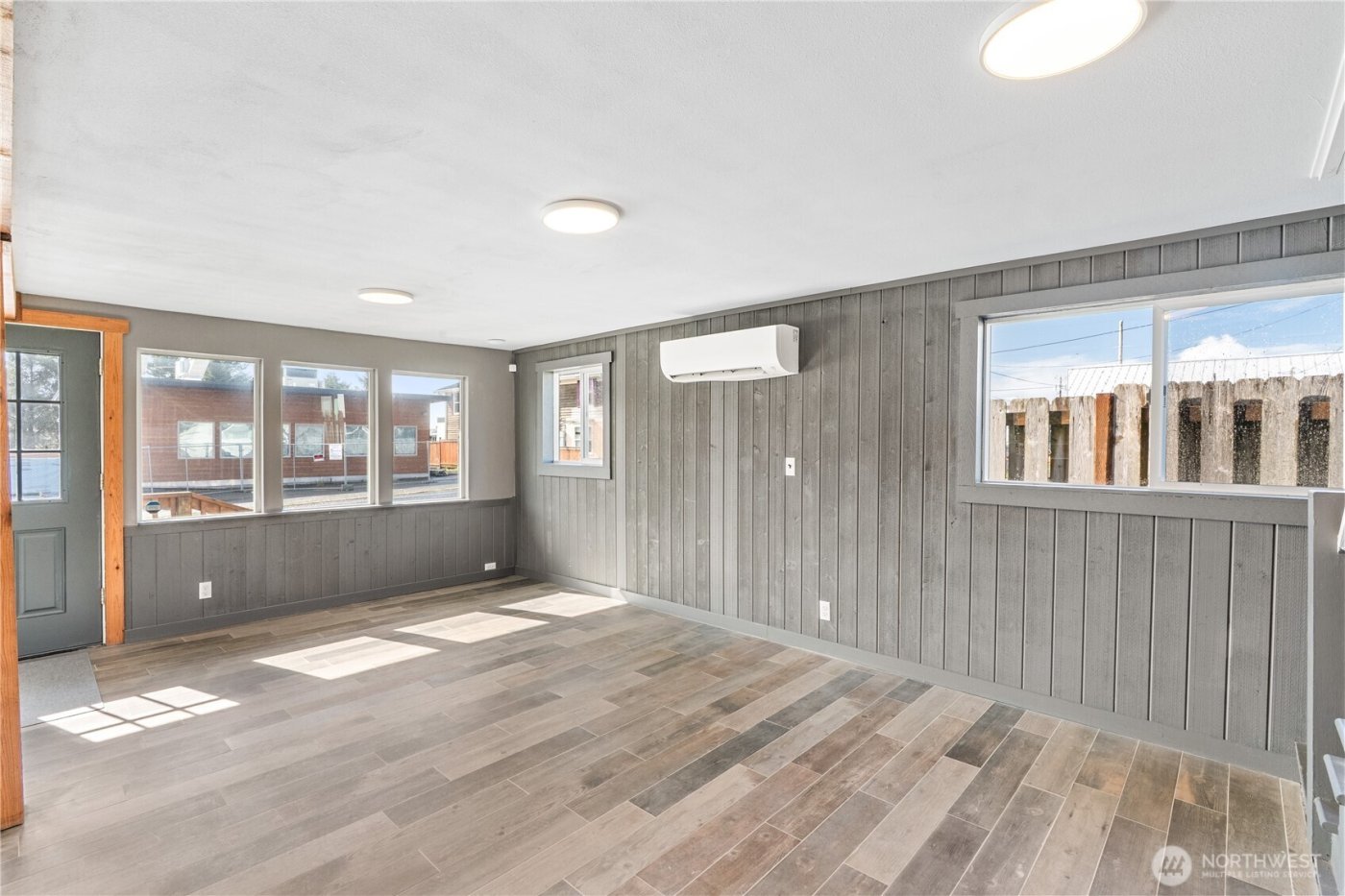 40 Main Street , Pacific Beach, WA 98571