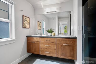 3241 SW Raymond St #1B, Seattle, WA 98126 - Photo 18