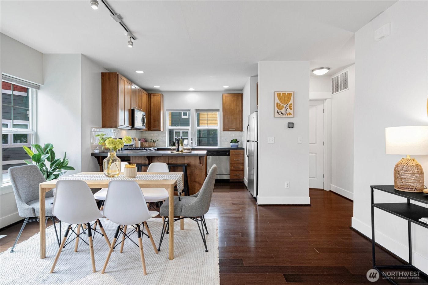 3241 SW Raymond St #1B, Seattle, WA 98126