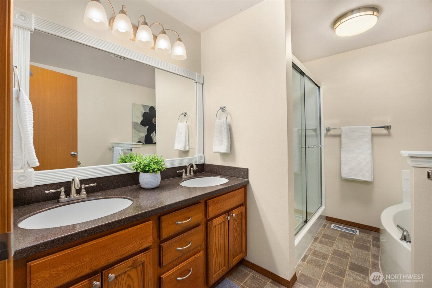 110 Cressey Lane , Port Ludlow, WA 98365